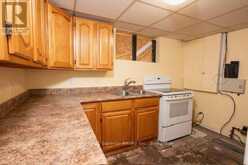 141 GORE STREET E | Thunder Bay Ontario | Slide Image Nineteen