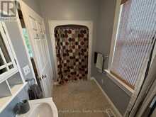 279 DEWE AVENUE | Thunder Bay Ontario | Slide Image Sixteen
