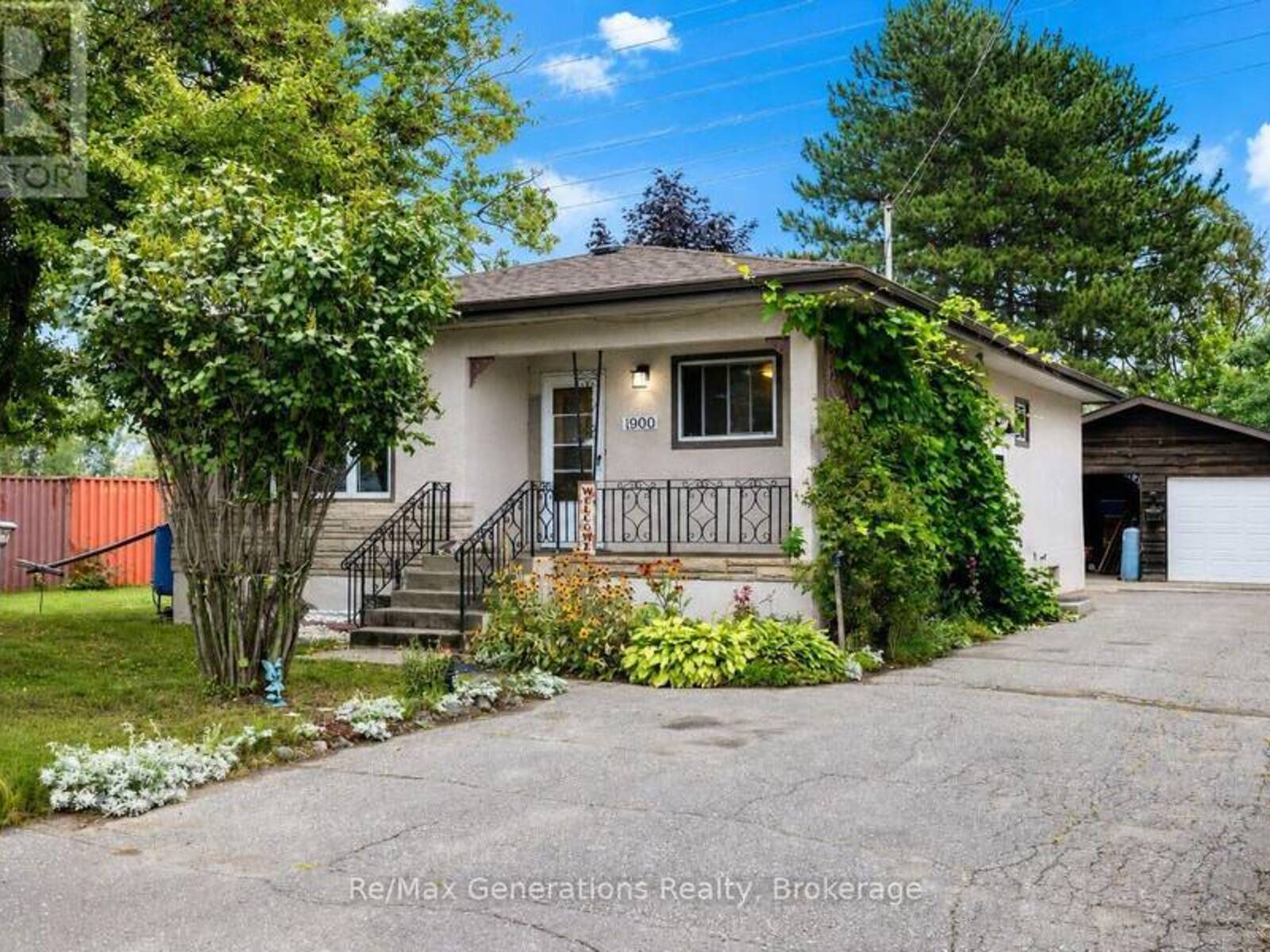 1900 BAILEY AVENUE, Thunder Bay, Ontario P7E 2X1