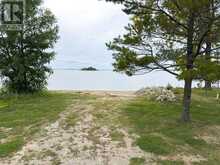 93 MOSBECK ROAD | Lake of the Woods Ontario | Slide Image Nineteen