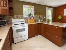 334 MORSE STREET | Thunder Bay Ontario | Slide Image Two