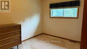 232 NICHOLETTS Road | Thunder Bay Ontario | Slide Image Twelve