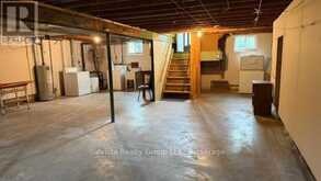 232 NICHOLETTS Road | Thunder Bay Ontario | Slide Image Fifteen