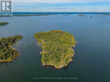 JO153 SHOAL LAKE ISLAND | Kenora Ontario | Slide Image Three
