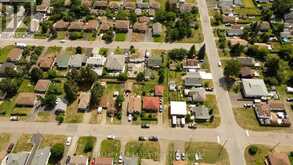 825 NEWPORT AVENUE | Thunder Bay Ontario | Slide Image Three