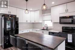 825 NEWPORT AVENUE | Thunder Bay Ontario | Slide Image Seven