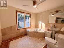 34 REDWING AVENUE | Manitouwadge Ontario | Slide Image Nine