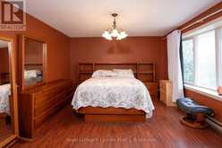 300 WEST BEACH DRIVE | Kenora Ontario | Slide Image Thirty-five