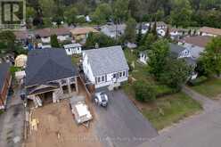 102 BRUCE STREET | Thunder Bay Ontario | Slide Image Four