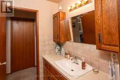 520 DUBLIN AVENUE | Thunder Bay Ontario | Slide Image Thirty-three
