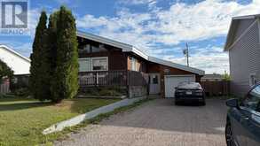 37 SOUTHRIDGE CRESCENT N | Terrace Bay Ontario | Slide Image One