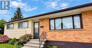 161 NEWBERRY CRESCENT | Thunder Bay Ontario | Slide Image Two