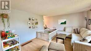 161 NEWBERRY CRESCENT | Thunder Bay Ontario | Slide Image Five