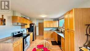 161 NEWBERRY CRESCENT | Thunder Bay Ontario | Slide Image Seven