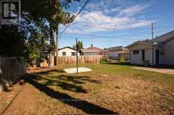 2011 MURRAY AVENUE | Thunder Bay Ontario | Slide Image Twenty-three