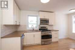 2011 MURRAY AVENUE | Thunder Bay Ontario | Slide Image Four