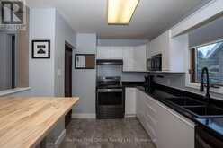 271 CHRISTINA STREET W | Thunder Bay Ontario | Slide Image Fifteen