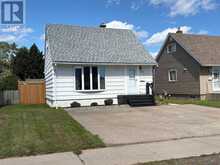 271 CHRISTINA STREET W | Thunder Bay Ontario | Slide Image Thirty-nine