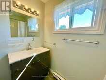 154 PARKDALE ROAD | Dryden Ontario | Slide Image Fifteen