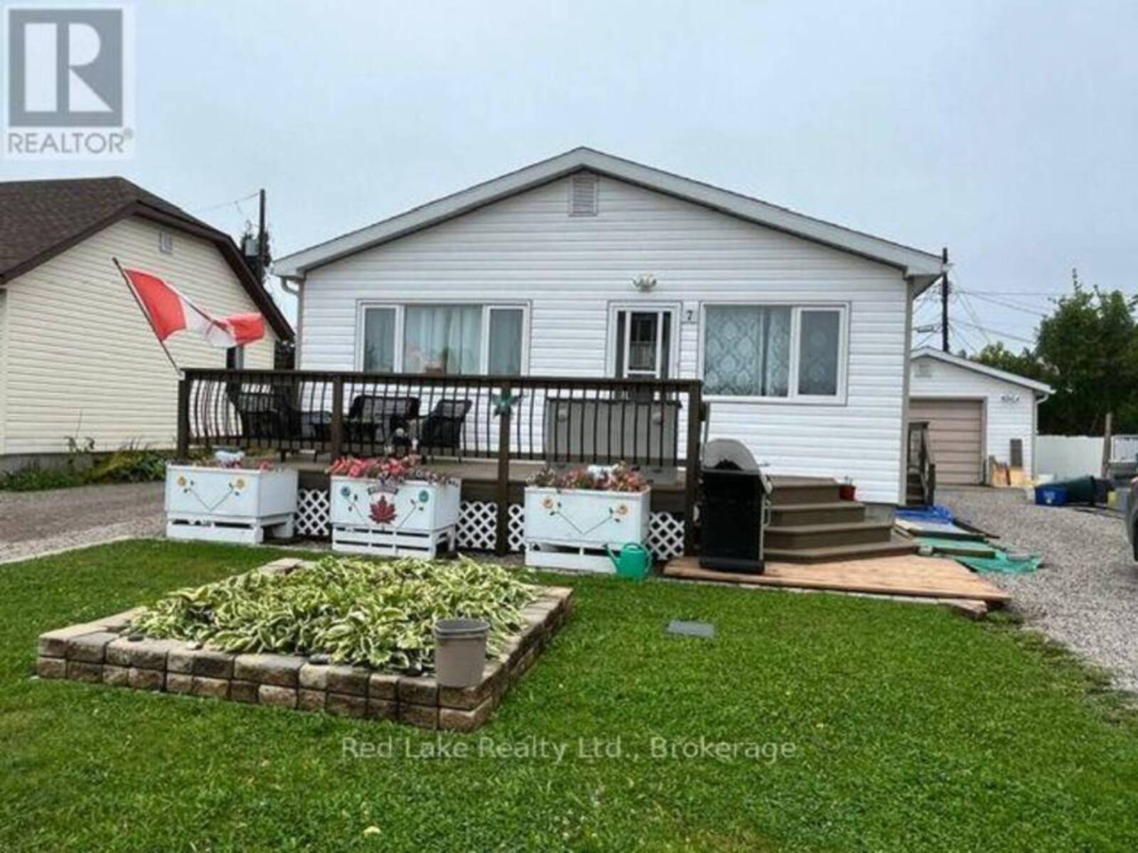 7 FORTH STREET, Kenora, Ontario P0V 1C0