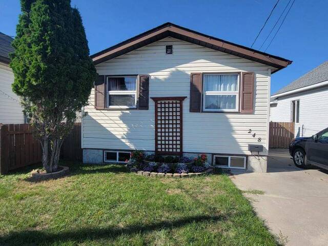 248 THIRD STREET E Fort Frances Ontario, P9A 1P8 - 3 Bedrooms Home For Sale