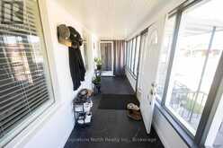 184 MARY STREET E | Thunder Bay Ontario | Slide Image Three