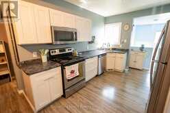 184 MARY STREET E | Thunder Bay Ontario | Slide Image Eight