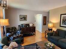 253 DOWNING STREET | Thunder Bay Ontario | Slide Image Eleven