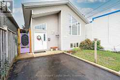 82 BRENT STREET | Thunder Bay Ontario | Slide Image Two