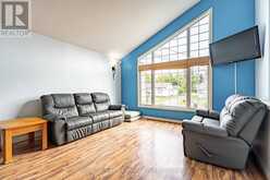 82 BRENT STREET | Thunder Bay Ontario | Slide Image Six