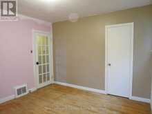 2126 MCGREGOR AVENUE | Thunder Bay Ontario | Slide Image Ten