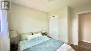 151 IRIS CRESCENT | Thunder Bay Ontario | Slide Image Twelve