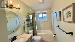 151 IRIS CRESCENT | Thunder Bay Ontario | Slide Image Fifteen