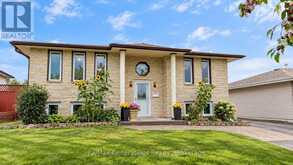 151 IRIS CRESCENT | Thunder Bay Ontario | Slide Image One