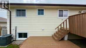 151 IRIS CRESCENT | Thunder Bay Ontario | Slide Image Twenty-six