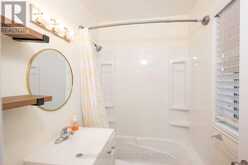 2218 ISABELLA STREET E | Thunder Bay Ontario | Slide Image Thirty
