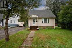 2218 ISABELLA STREET E | Thunder Bay Ontario | Slide Image Three