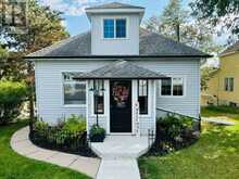 917 PARK STREET | Kenora Ontario | Slide Image Four