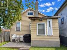 819 MAY STREET N | Thunder Bay Ontario | Slide Image Thirty-seven
