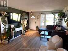 417 STRAND AVENUE | Thunder Bay Ontario | Slide Image Eight