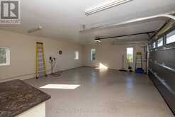 401 BARRIE DRIVE | Thunder Bay Ontario | Slide Image Forty-five