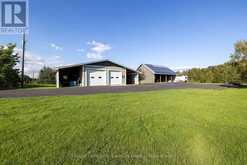 401 BARRIE DRIVE | Thunder Bay Ontario | Slide Image Six