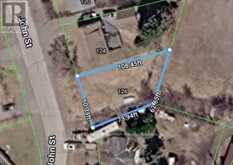 126 JOHN STREET | Nipigon Ontario | Slide Image Four