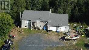 2185 HIGHWAY 17 EAST HIGHWAY | Kenora Ontario | Slide Image Three