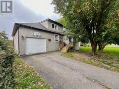 117 WHYTE AVENUE Dryden Ontario, P8N 1Z8