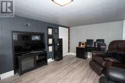 746 NORAH STREET S | Thunder Bay Ontario | Slide Image Thirty-one