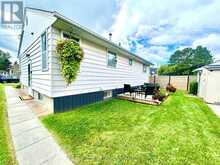 746 THOMPSON STREET | Fort Frances Ontario | Slide Image Two