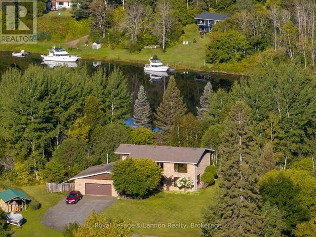1319 VICTOR STREET Thunder Bay Ontario, P7K 1N6 - 4 Bedrooms Waterfront Home For sale