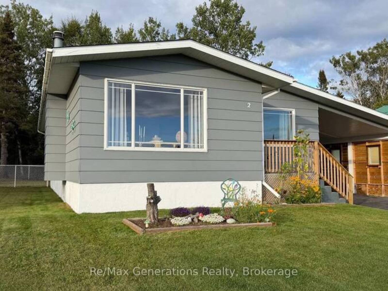 2 CAVANAUGH CRESCENT S, Terrace Bay, Ontario P0T 2W0