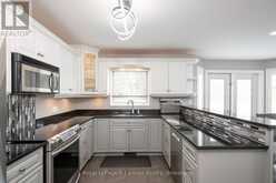 120 LIGHT COURT | Thunder Bay Ontario | Slide Image Eight